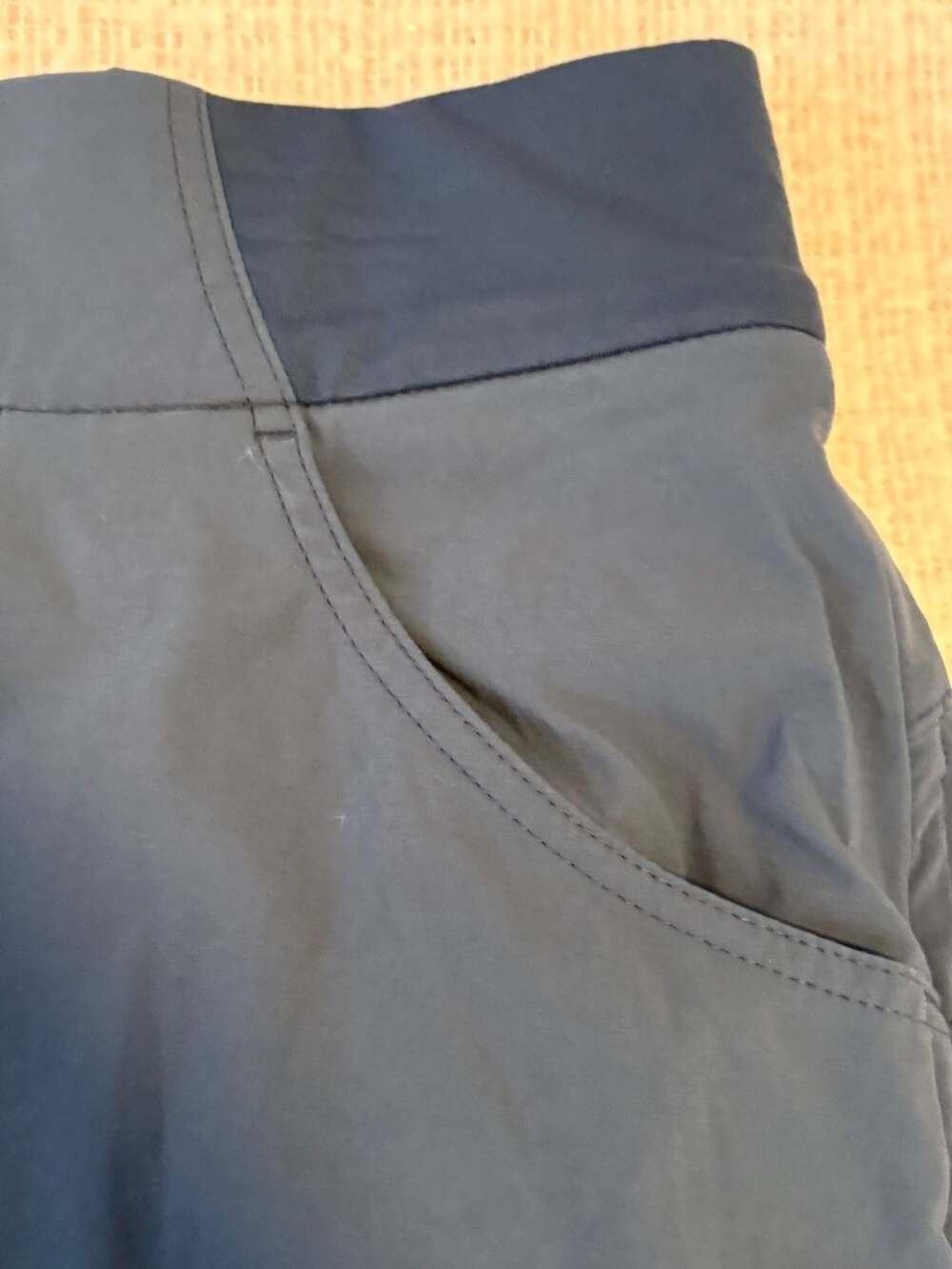 Columbia Women's Omni-Shield Anytime Casual Skort Size Medium Dark Gray - Picture 3 of 9